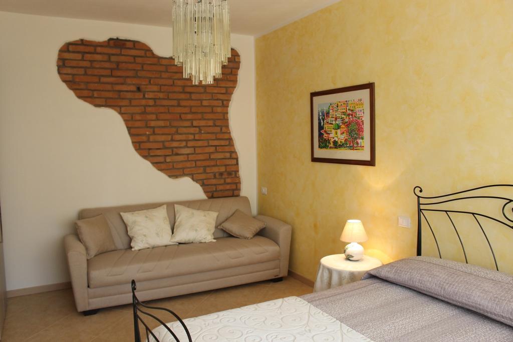 סן ג'יובאני לופאטוטו B&B Acero Rosso חדר תמונה