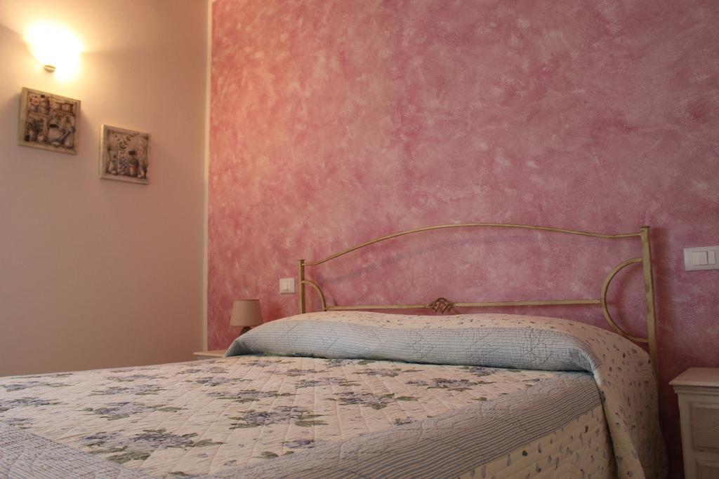 סן ג'יובאני לופאטוטו B&B Acero Rosso חדר תמונה